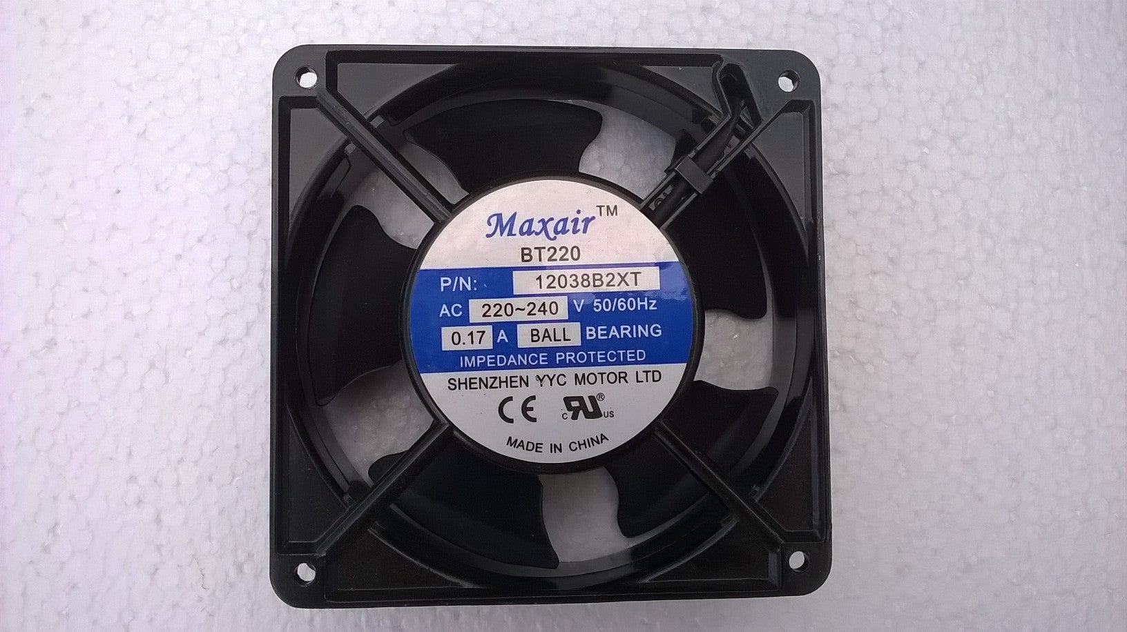 Maxair Fan - Circulation Fan in the Hatching Chamber Divider